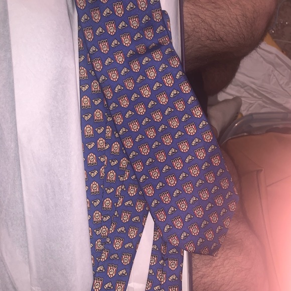 Vineyard Vines Tie - Picture 6 of 6